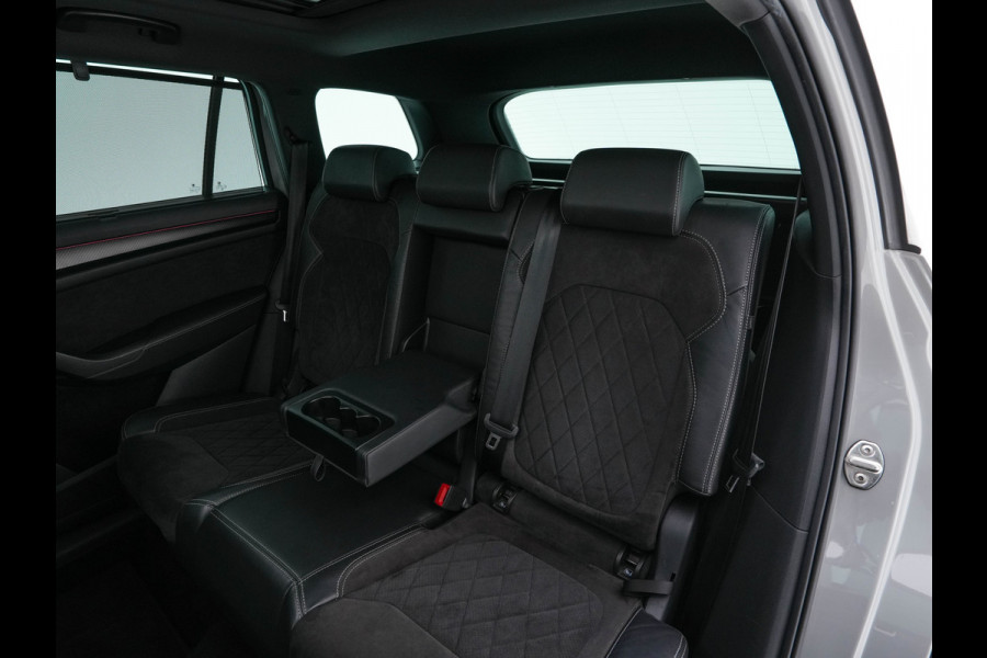 Škoda Kodiaq 1.5 TSI Sportline Business (INCL-BTW) Aut. *PANO | LEATHER-MICROFIBRE | FULL-LED | MEMORY-PACK | DIGI-COCKPIT | NAVI-FULLMAP | CAMERA | DAB+ | AMBIENT-LIGHT | KEYLESS | DAB+ | CARPLAY | PRIVACY-GLASS | 20"ALU*