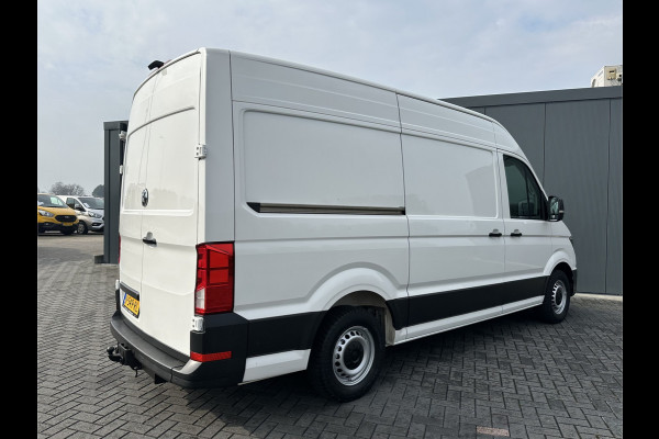 Volkswagen Crafter 2.0 TDI 141 PK RWD HIGHLINE ++ / L3H3 / 1e EIG. / BOTT INRICHTING / 3 TONS TREKHAAK / GEVEERDE STOEL / CAMERA / CRUISE / AIRCO