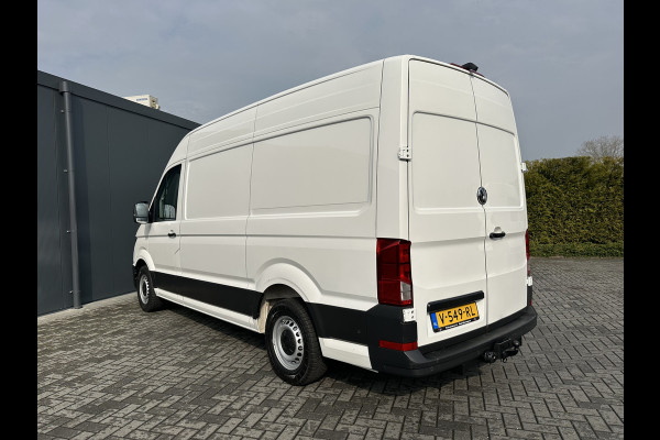 Volkswagen Crafter 2.0 TDI 141 PK RWD HIGHLINE ++ / L3H3 / 1e EIG. / BOTT INRICHTING / 3 TONS TREKHAAK / GEVEERDE STOEL / CAMERA / CRUISE / AIRCO