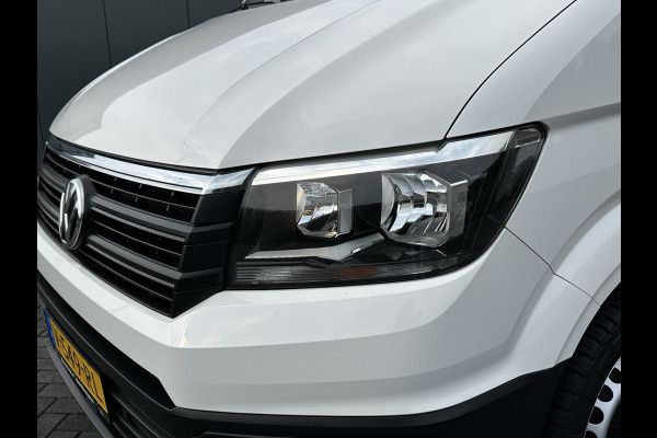 Volkswagen Crafter 2.0 TDI 141 PK RWD HIGHLINE ++ / L3H3 / 1e EIG. / BOTT INRICHTING / 3 TONS TREKHAAK / GEVEERDE STOEL / CAMERA / CRUISE / AIRCO