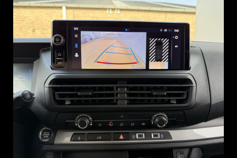 Toyota Proace Dynamic Long Worker 75kWh NIEUW! L3 348km WLTP 100kW Snelladen LED Climate Control Adaptieve Cruise Stoel/ Stuur verwarming Carplay Camera