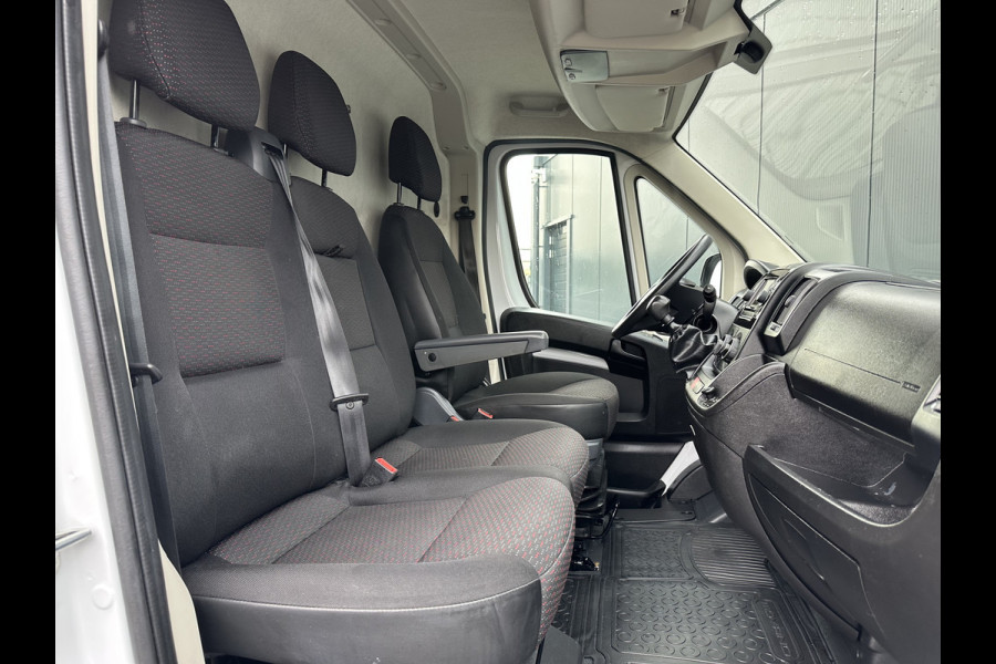 Opel Movano 2.2D 140 PK 3.5T / L3H2 / 49.954 KM / 3 TONS TREKHAAK / IMPERIAAL + LADDER / CAMERA / CRUISE / AIRCO