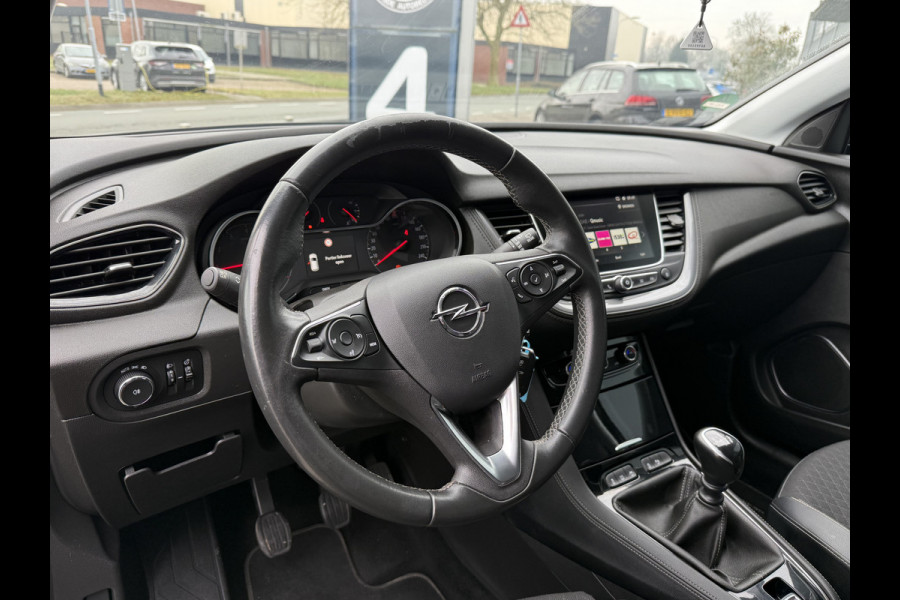 Opel Grandland X BWJ 2021 | 1.2T 131PK Bus Executive | TREKHAAK | CAMERA A | NAVI | CLIMA | PDC 2X | CARPLAY | LMV | PRIVACY GLASS