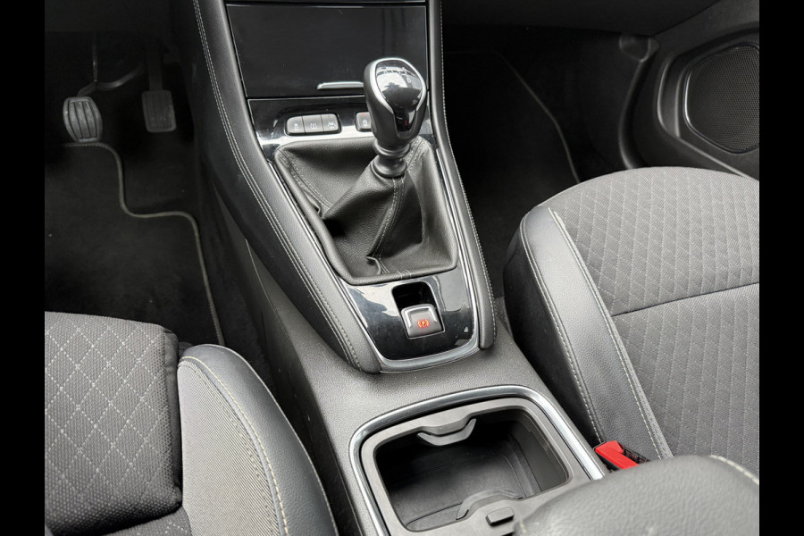 Opel Grandland X BWJ 2021 | 1.2T 131PK Bus Executive | TREKHAAK | CAMERA A | NAVI | CLIMA | PDC 2X | CARPLAY | LMV | PRIVACY GLASS