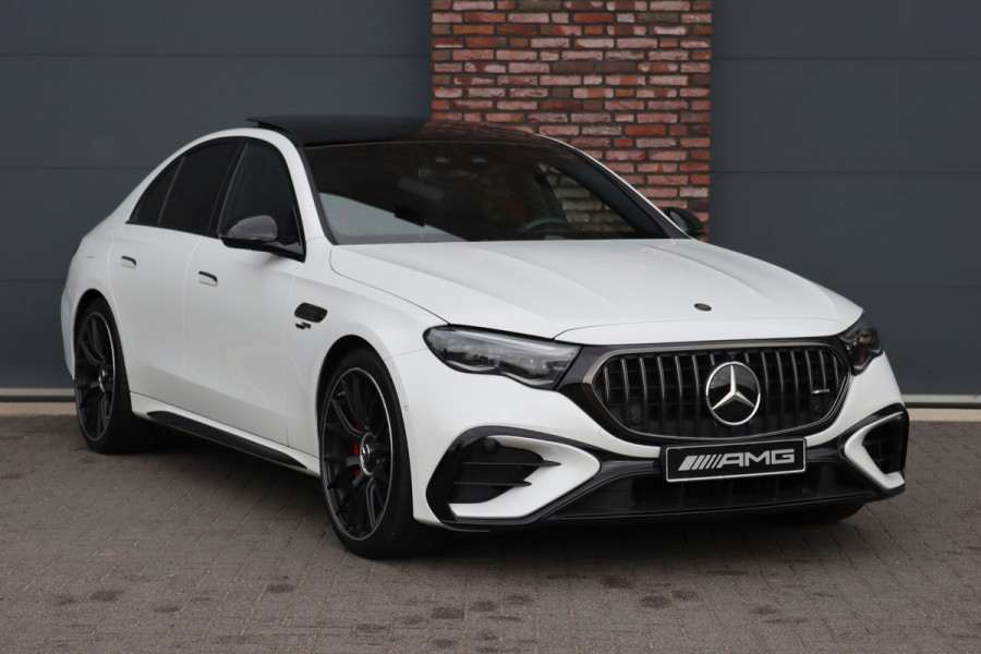 Mercedes-Benz E-Klasse AMG 53 4MATIC+ Premium | 585pk | Hyperscreen | Achterasbesturing | Carbon | AMG Drivers Package | Distronic+ | HUD | Panoramadak | Digital Light | Burmester |