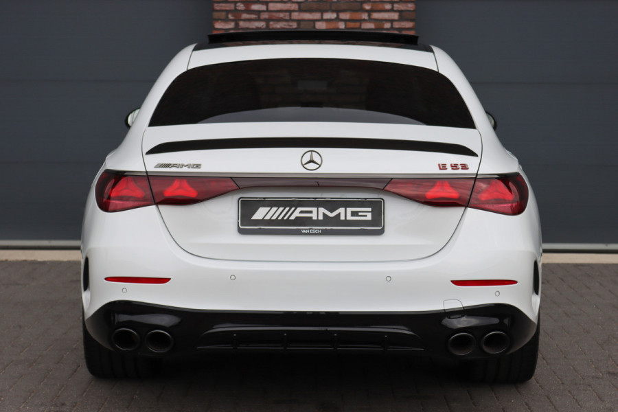 Mercedes-Benz E-Klasse AMG 53 4MATIC+ Premium | 585pk | Hyperscreen | Achterasbesturing | Carbon | AMG Drivers Package | Distronic+ | HUD | Panoramadak | Digital Light | Burmester |