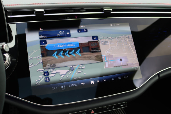 Mercedes-Benz E-Klasse AMG 53 4MATIC+ Premium | 585pk | Hyperscreen | Achterasbesturing | Carbon | AMG Drivers Package | Distronic+ | HUD | Panoramadak | Digital Light | Burmester |