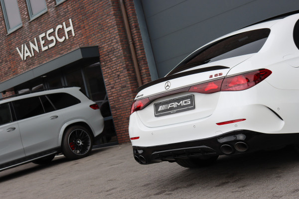 Mercedes-Benz E-Klasse AMG 53 4MATIC+ Premium | 585pk | Hyperscreen | Achterasbesturing | Carbon | AMG Drivers Package | Distronic+ | HUD | Panoramadak | Digital Light | Burmester |
