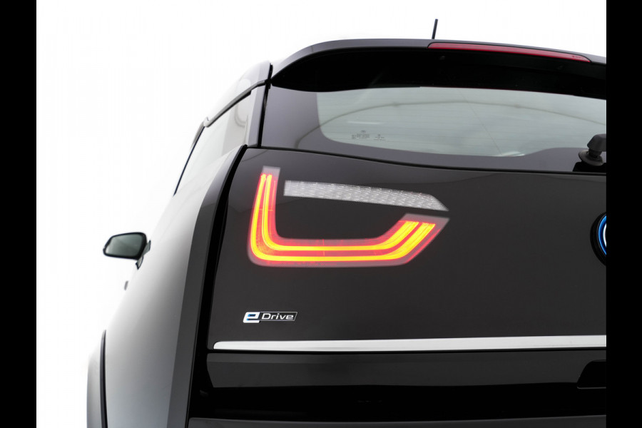 BMW i3 Basis 120Ah Sport 42 kWh [ 3-Fase-11kW ] {SOH-100%} (INCL-BTW) *HEATPUMP | FULL-LED | NAVI-FULLMAP | KEYLESS | COMFORTSEATS | ECC | CCS-FASTLOADER | PDC | DIGI-COCKPIT | CRUISE | 20''ALU*