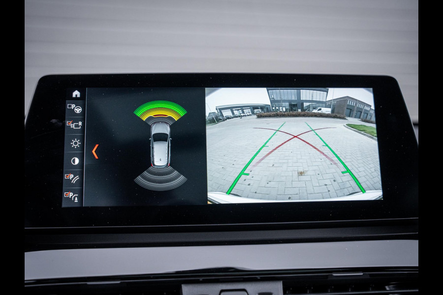 BMW X1 xDrive25e eDrive Edition M-Sport l Panorama l HUD l Trekhaak l Camera