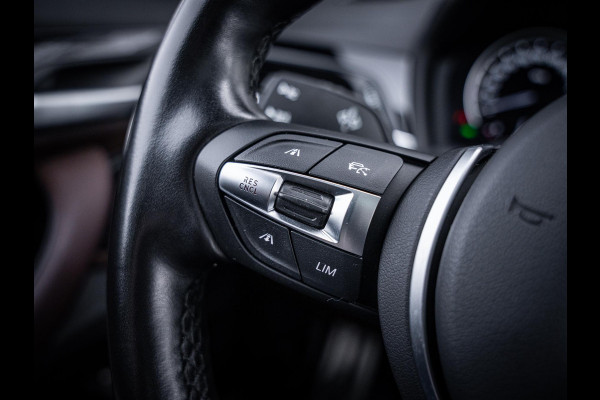 BMW X1 xDrive25e eDrive Edition M-Sport l Panorama l HUD l Trekhaak l Camera