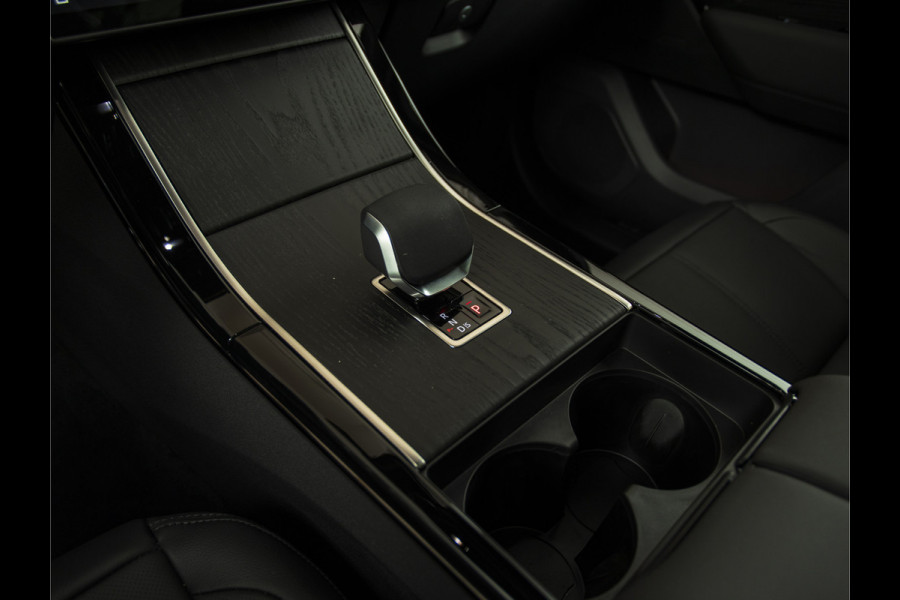 Land Rover Range Rover Velar 2.0 P400e AWD Dynamic SE 21" | PANO | MERIDIAN |