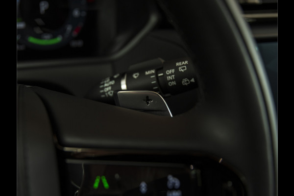 Land Rover Range Rover Velar 2.0 P400e AWD Dynamic SE 21" | PANO | MERIDIAN |