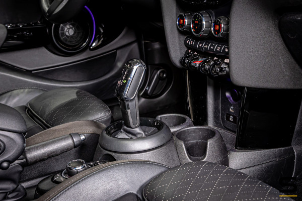 MINI Mini 1.5 Cooper Camden Plus Edition|Pano|HUD|H&K|Cam