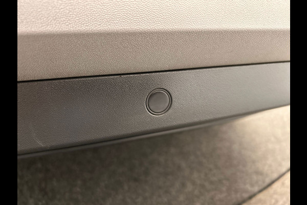 Volkswagen ID.4 Pure 52 kWh | SOH 91 % | Warmtepomp | Trekhaak | Cruise/Control