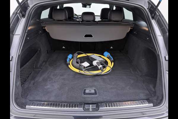 Mercedes-Benz EQC 400 4MATIC Business Solution AMG 80 kWh | SOH 94% | ADAPTIVE CRUISE CONTROL| ELEK. ACHTERKLEP| CAMERA| COMPLETE AUTO|