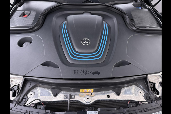 Mercedes-Benz EQC 400 4MATIC Business Solution AMG 80 kWh | SOH 94% | ADAPTIVE CRUISE CONTROL| ELEK. ACHTERKLEP| CAMERA| COMPLETE AUTO|
