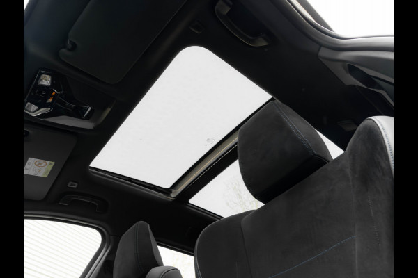 BMW X1 sDrive18i M-Sport - Pano - Trekhaak - Memoryzetel - Harman Kardon