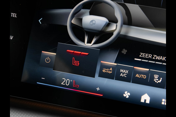 BMW X1 sDrive18i M-Sport - Pano - Trekhaak - Memoryzetel - Harman Kardon