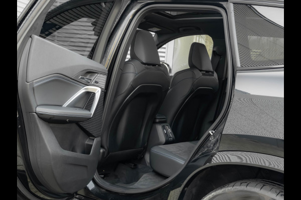 BMW X1 sDrive18i M-Sport - Pano - Trekhaak - Memoryzetel - Harman Kardon