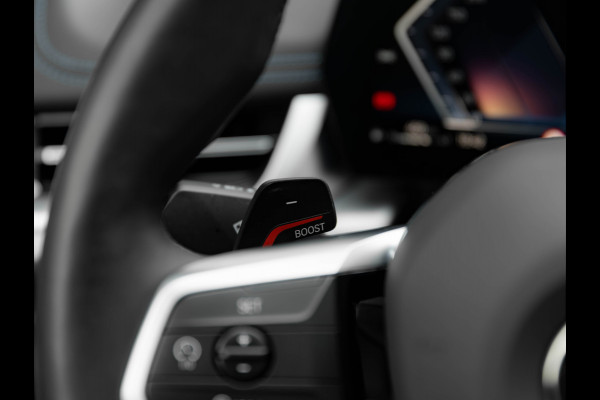 BMW X1 sDrive18i M-Sport - Pano - Trekhaak - Memoryzetel - Harman Kardon