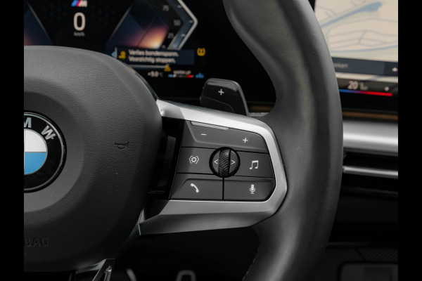 BMW X1 sDrive18i M-Sport - Pano - Trekhaak - Memoryzetel - Harman Kardon