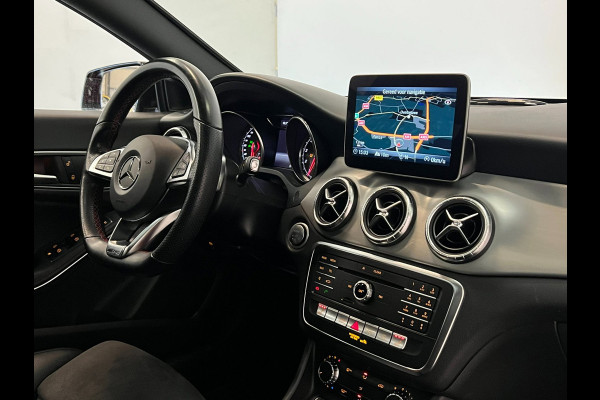 Mercedes-Benz CLA-Klasse Shooting Brake 180 / AMG / Night / Pano / NL-auto