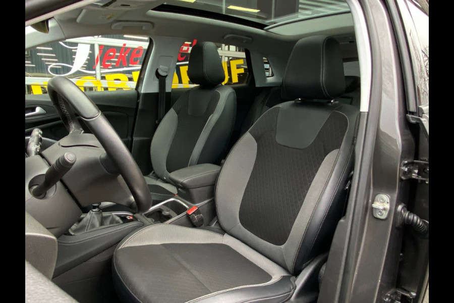 Opel Grandland X 1.2 Turbo Innovation - Panorama dak I Navigatie/Apple CarPlay I Airco I LED I PDC I Sport velgen I Dealer onderh.