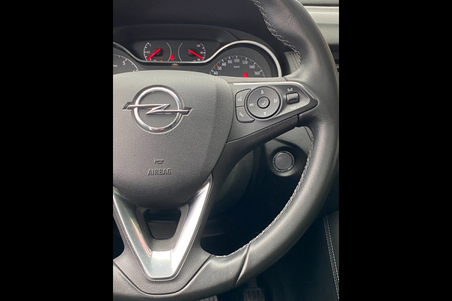 Opel Grandland X 1.2 Turbo Innovation - Panorama dak I Navigatie/Apple CarPlay I Airco I LED I PDC I Sport velgen I Dealer onderh.