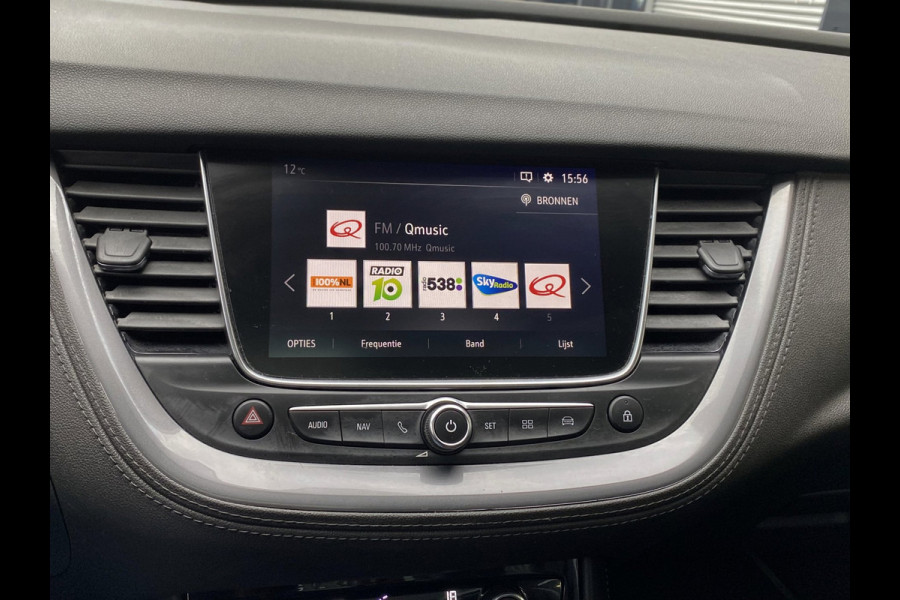 Opel Grandland X 1.2 Turbo Innovation - Panorama dak I Navigatie/Apple CarPlay I Airco I LED I PDC I Sport velgen I Dealer onderh.