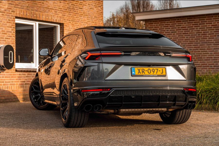 Lamborghini Urus 4.0 V8 650 PK Pano Keramisch B&O Advanced Massage Luchtvering 360 Camera ACC 22''