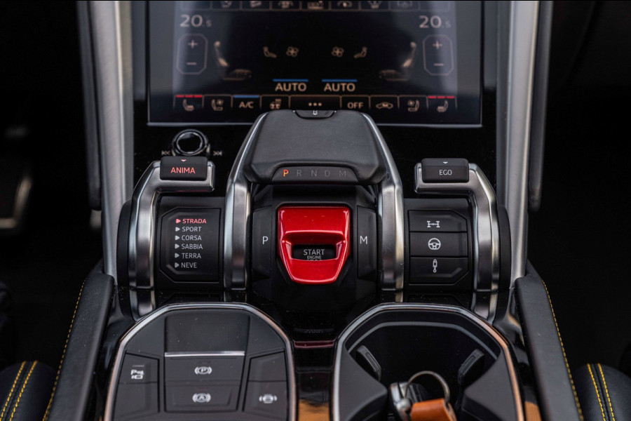 Lamborghini Urus 4.0 V8 650 PK Pano Keramisch B&O Advanced Massage Luchtvering 360 Camera ACC 22''