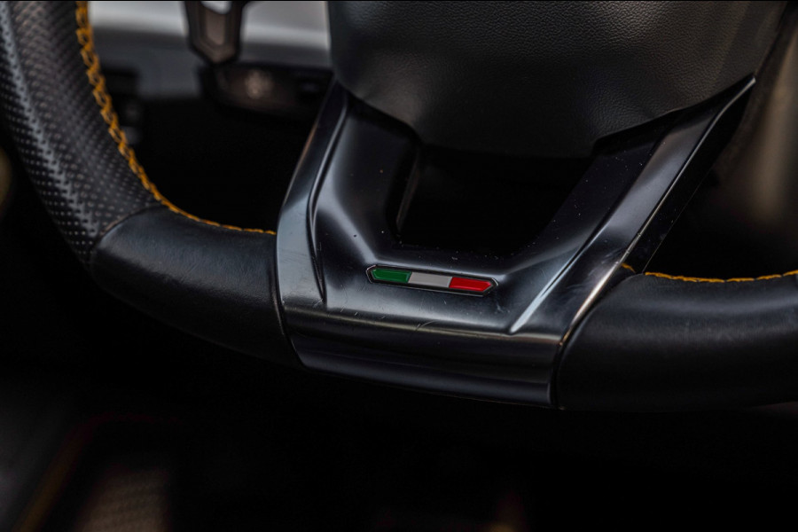 Lamborghini Urus 4.0 V8 650 PK Pano Keramisch B&O Advanced Massage Luchtvering 360 Camera ACC 22''