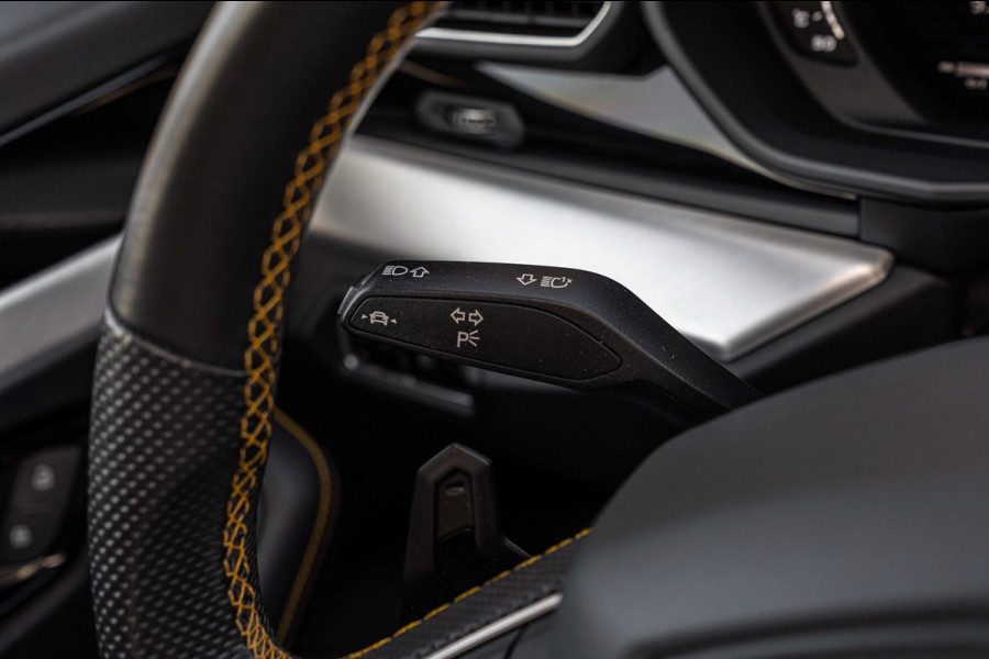 Lamborghini Urus 4.0 V8 650 PK Pano Keramisch B&O Advanced Massage Luchtvering 360 Camera ACC 22''