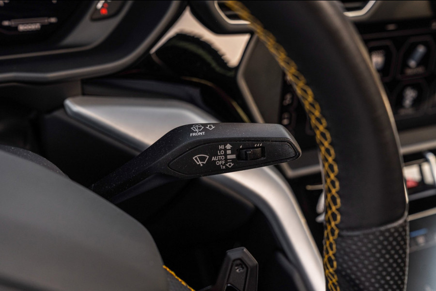Lamborghini Urus 4.0 V8 650 PK Pano Keramisch B&O Advanced Massage Luchtvering 360 Camera ACC 22''