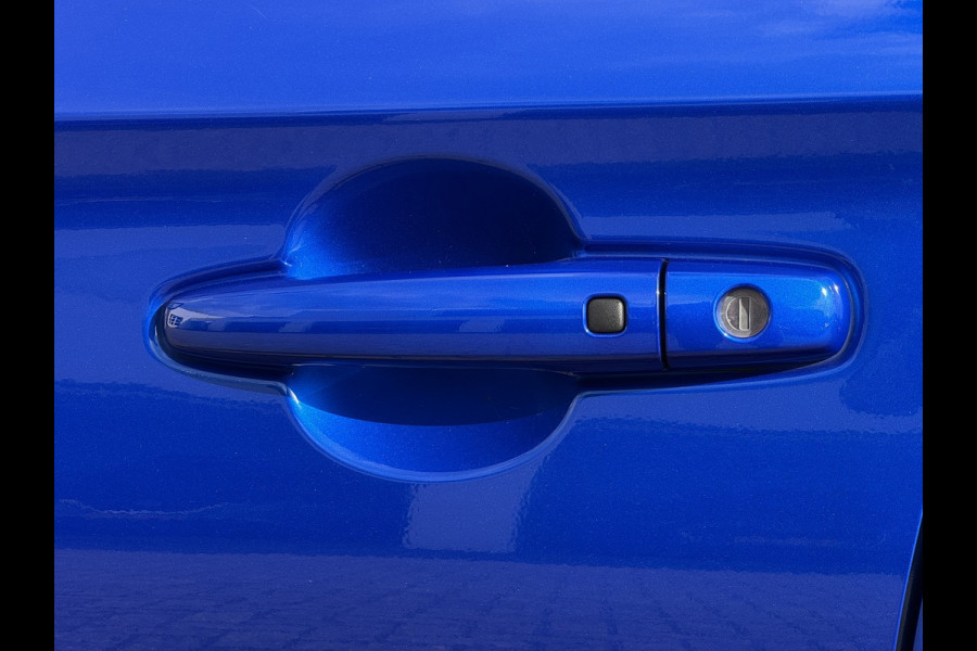 Suzuki Swift 1.2 Style Smart Hybrid Adaptive Cruise Climate control LED Navi Apple / Android Achteruitrijcamera