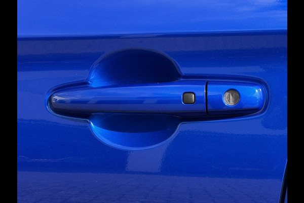 Suzuki Swift 1.2 Style Smart Hybrid Adaptive Cruise Climate control LED Navi Apple / Android Achteruitrijcamera