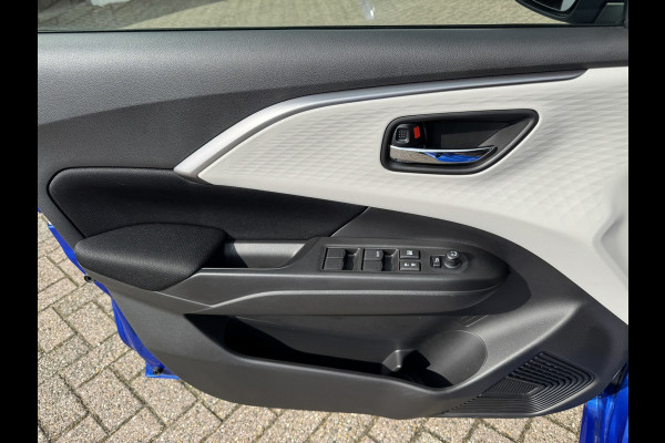 Suzuki Swift 1.2 Style Smart Hybrid Adaptive Cruise Climate control LED Navi Apple / Android Achteruitrijcamera