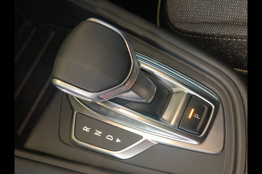 Renault Captur 1.3 mild hybrid 160 techno AUTOMAAT uit 2025 Rijklaar + Fabrieksgarantie Henk Jongen Auto's in Helmond,  al 50 jaar service zoals 't hoort!