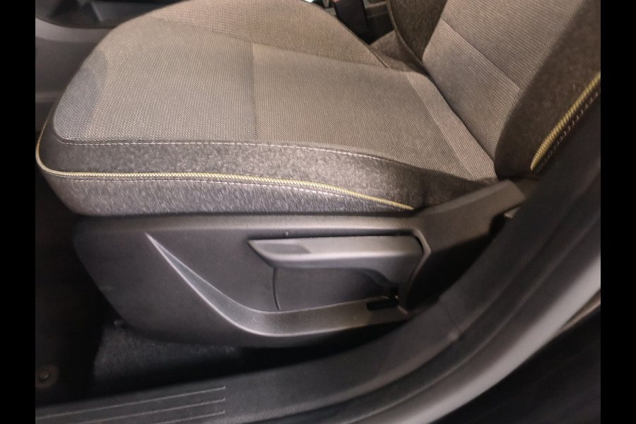 Renault Captur 1.3 mild hybrid 160 techno AUTOMAAT uit 2025 Rijklaar + Fabrieksgarantie Henk Jongen Auto's in Helmond,  al 50 jaar service zoals 't hoort!