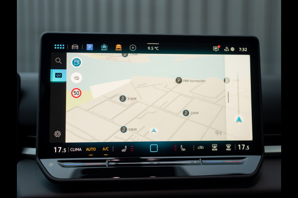 Volkswagen T-Roc 1.5 eTsi R-Line First Edition | Black Style | 360 Camera | Head Up | Elk. A-klep | IQ Light | Prijs Rijklaar!!