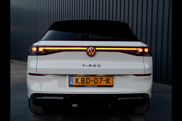 Volkswagen T-Roc 1.5 eTsi R-Line First Edition | Black Style | 360 Camera | Head Up | Elk. A-klep | IQ Light | Prijs Rijklaar!!