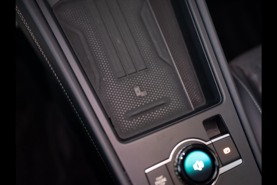 Volkswagen T-Roc 1.5 eTsi R-Line First Edition | Black Style | 360 Camera | Head Up | Elk. A-klep | IQ Light | Prijs Rijklaar!!