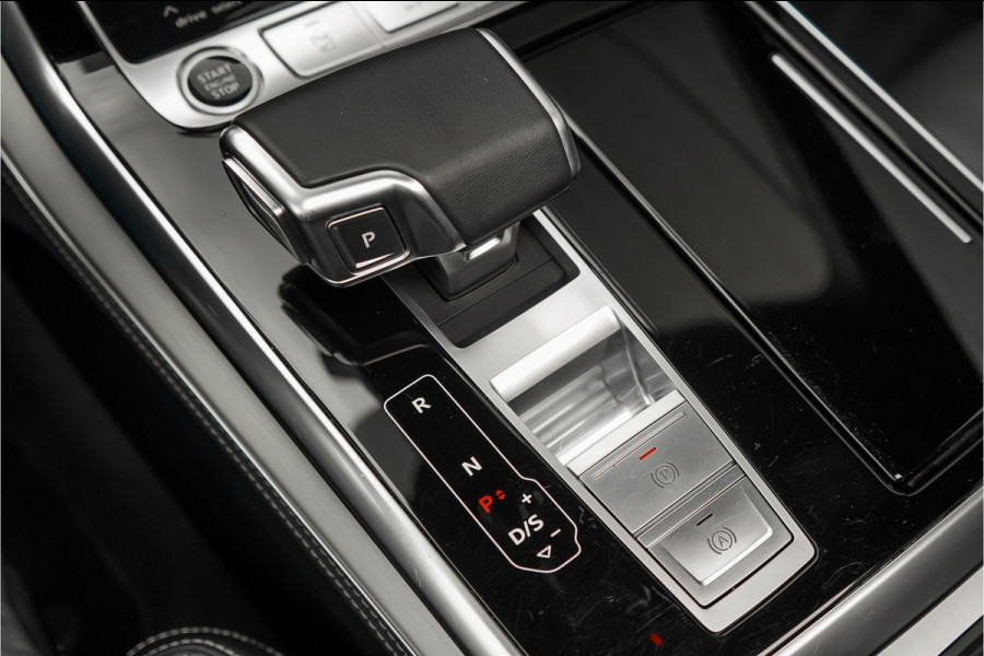 Audi Q8 55 TFSI e Quattro Pro Line S Pano Luchtverin ACC B&O 23"