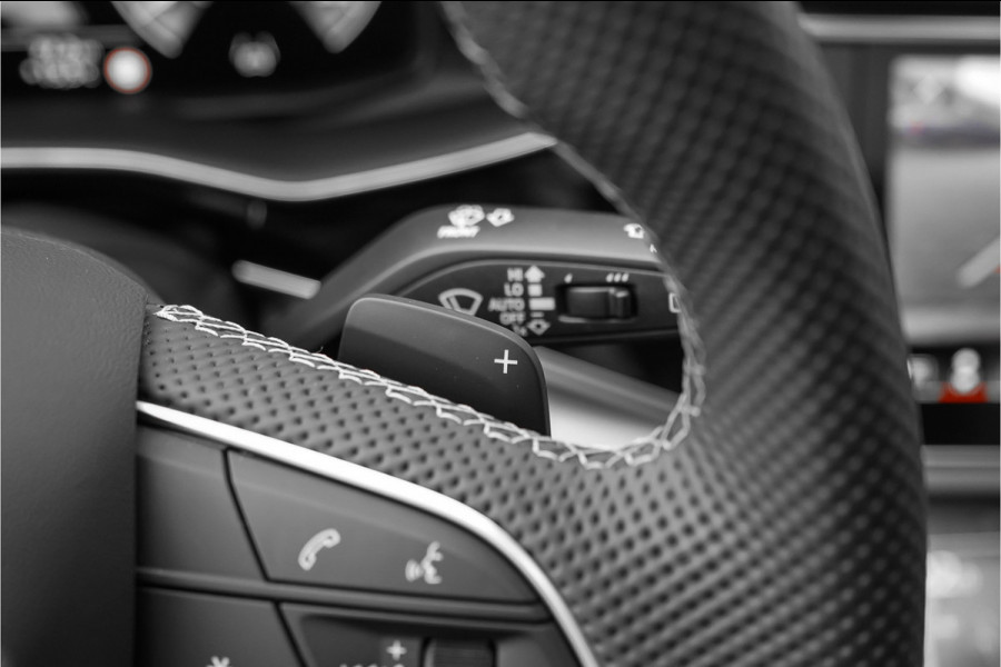 Audi Q8 55 TFSI e Quattro Pro Line S Pano Luchtverin ACC B&O 23"