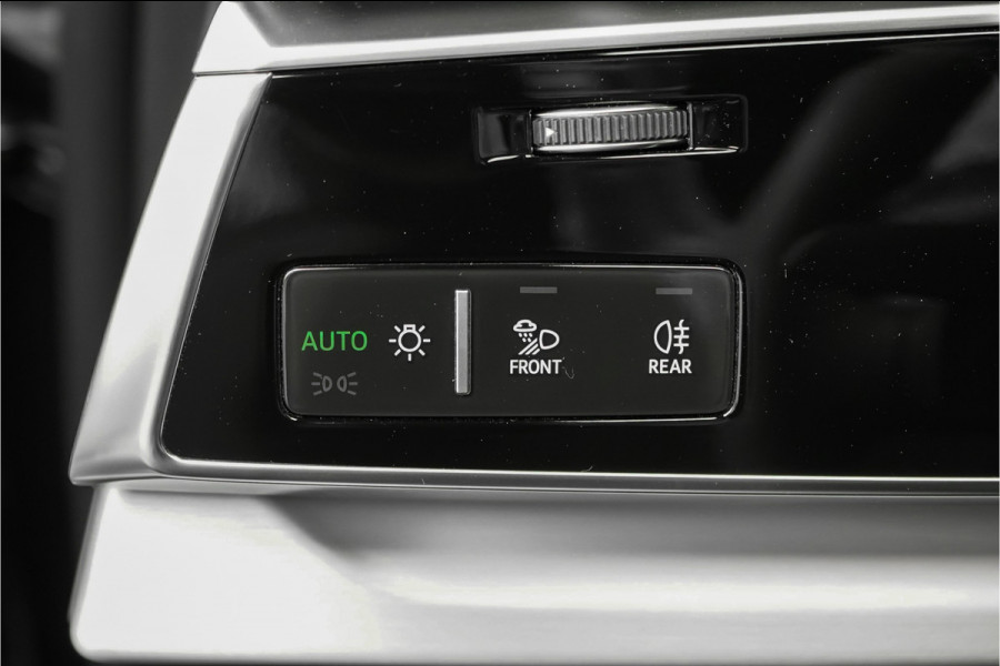 Audi Q8 55 TFSI e Quattro Pro Line S Pano Luchtverin ACC B&O 23"