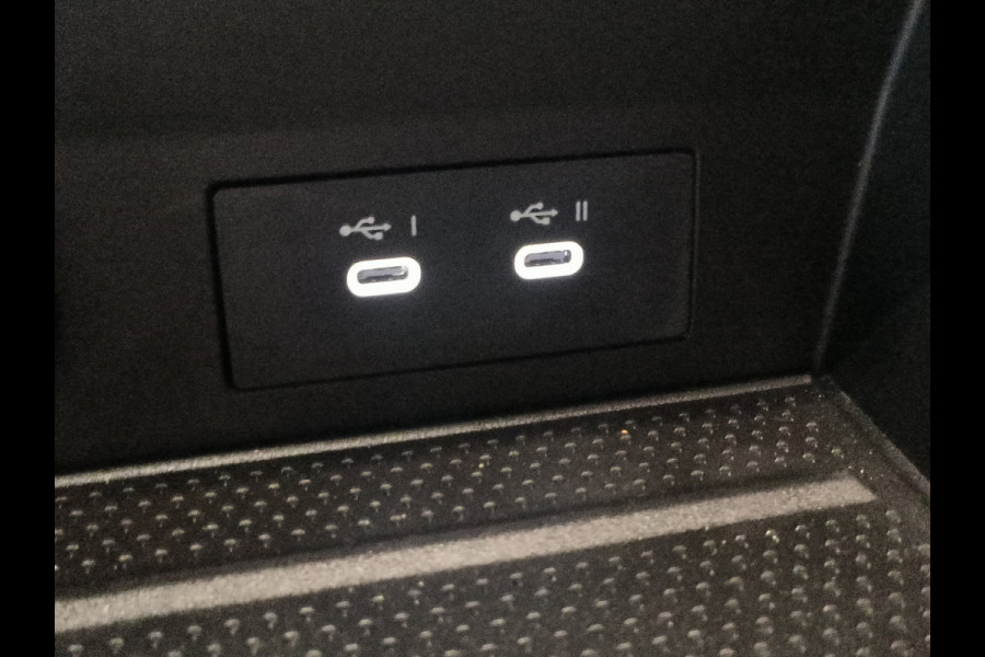 Renault Captur 1.3 mild hybrid 160 techno AUTOMAAT uit 2025 Rijklaar + Fabrieksgarantie Henk Jongen Auto's in Helmond,  al 50 jaar service zoals 't hoort!