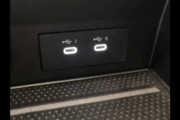 Renault Captur 1.3 mild hybrid 160 techno AUTOMAAT uit 2025 Rijklaar + Fabrieksgarantie Henk Jongen Auto's in Helmond,  al 50 jaar service zoals 't hoort!