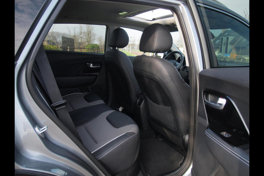 Kia e-Niro DynamicPlusLine 64 kWh | SOH 100% | Fase 3 | Panoramadak | Camera | Apple Carplay | Cruise Control