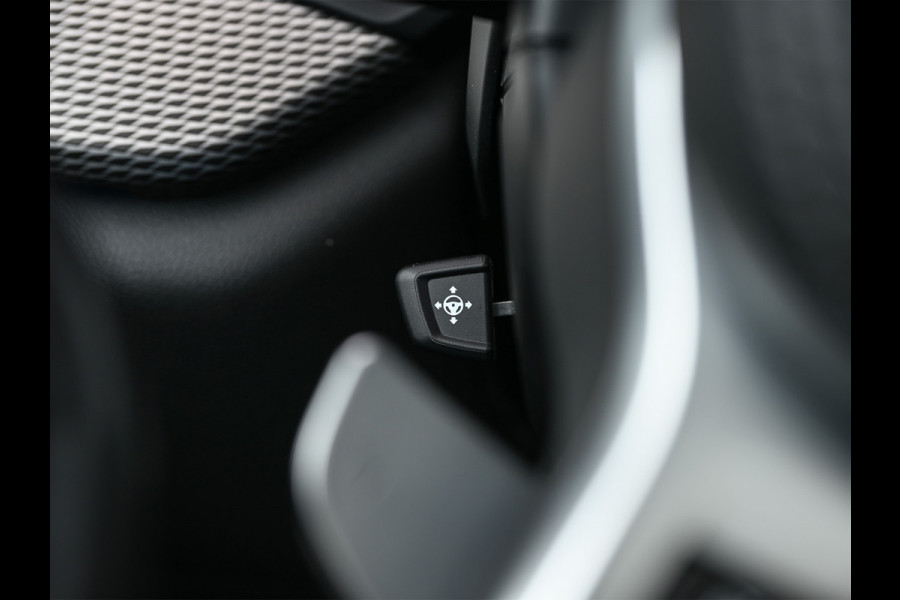 BMW X5 xDrive45e High Executive 394pk M-Sport | M-Sportbrake | Shadow-Line | Panorama dak | Trekhaak | Ambiance interieur | Adaptive Led | 360 Camera | Harman/Kardon | Adaptive Cruise